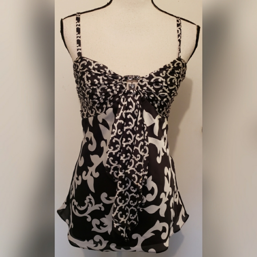 White House Black Market Black White Blouse Tank